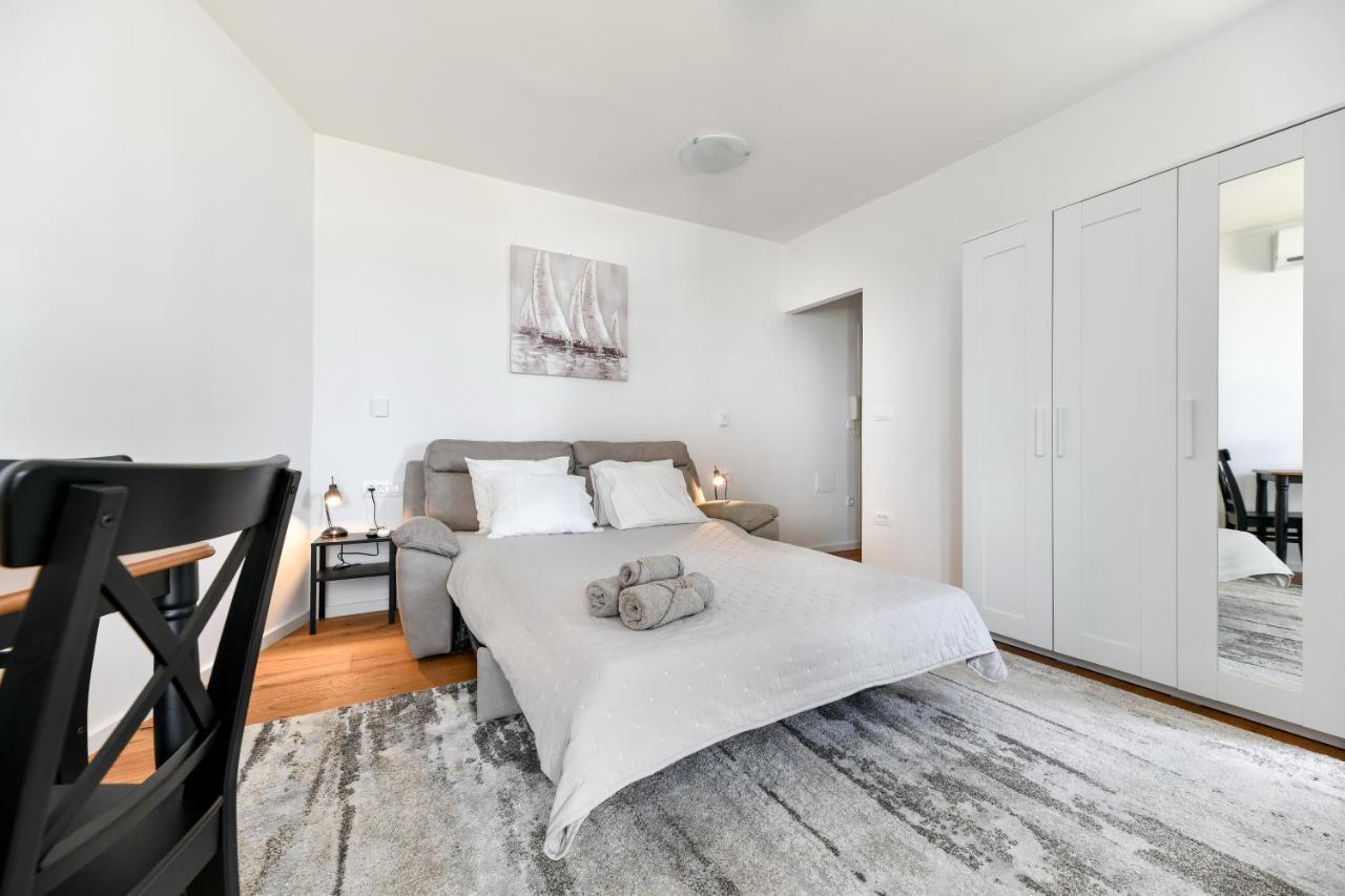 Apartment Canada Zadar Bagian luar foto