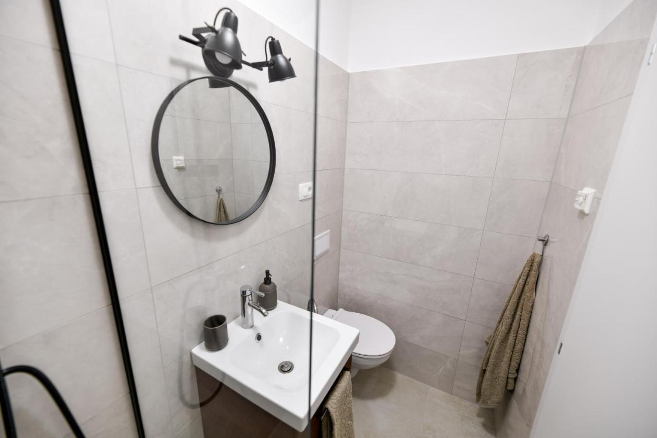 Apartment Canada Zadar Bagian luar foto